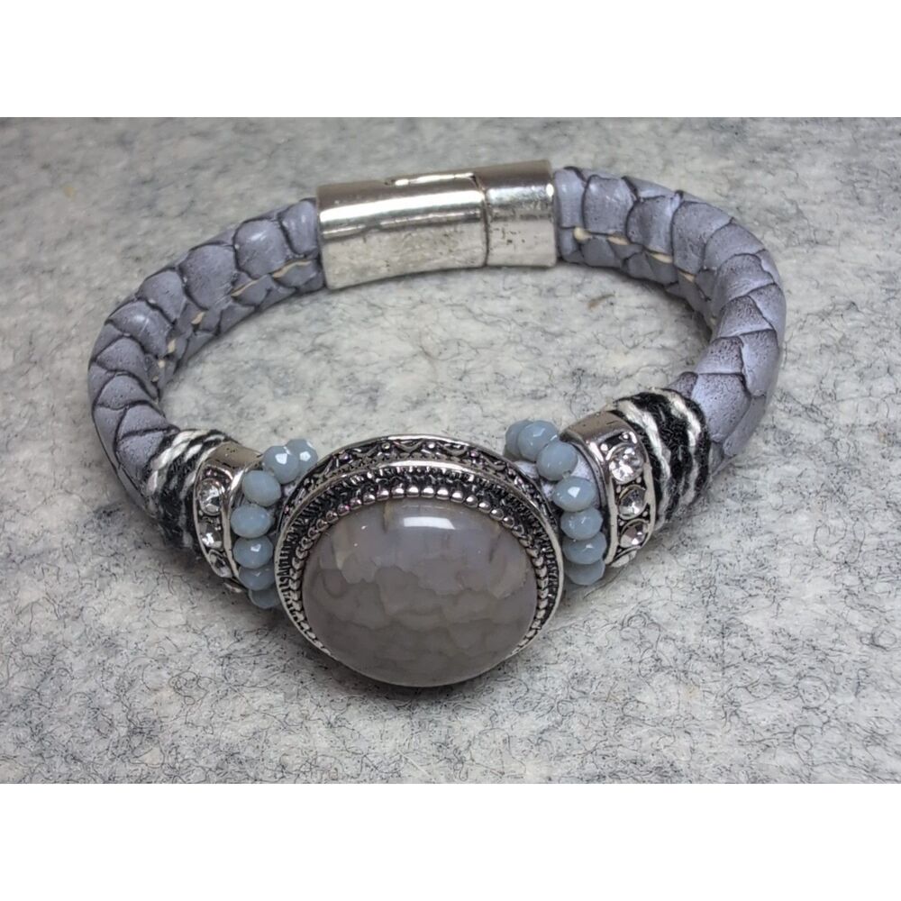 Laura Janelle Glamorous Gray Stone & Silver Magnetic Wrap Bracelet Armparty